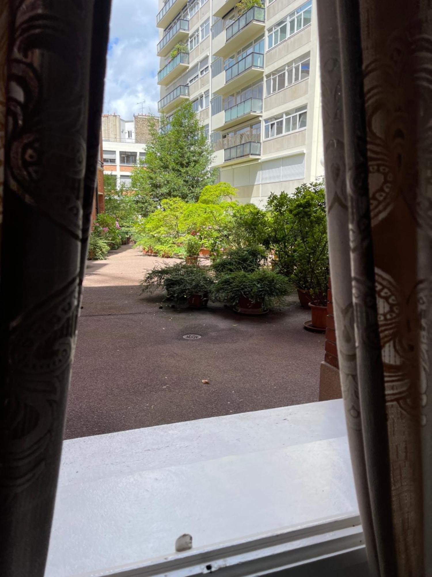 Bed and Breakfast Tour Montparnasse à Paris Extérieur photo
